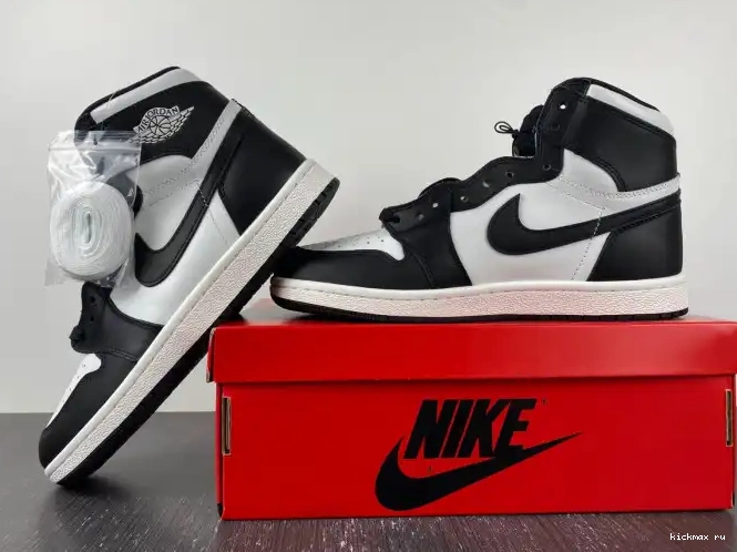 Rep BQ4422-001 85 Jordan (2023) Retro 1 Black White High 0501